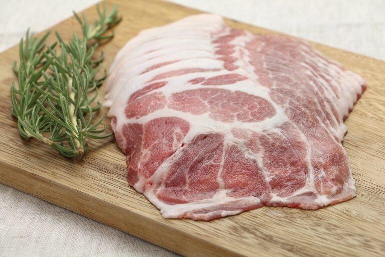 上質な赤身の旨みととろけるような脂身の甘みは、高評価にも頷ける味わい