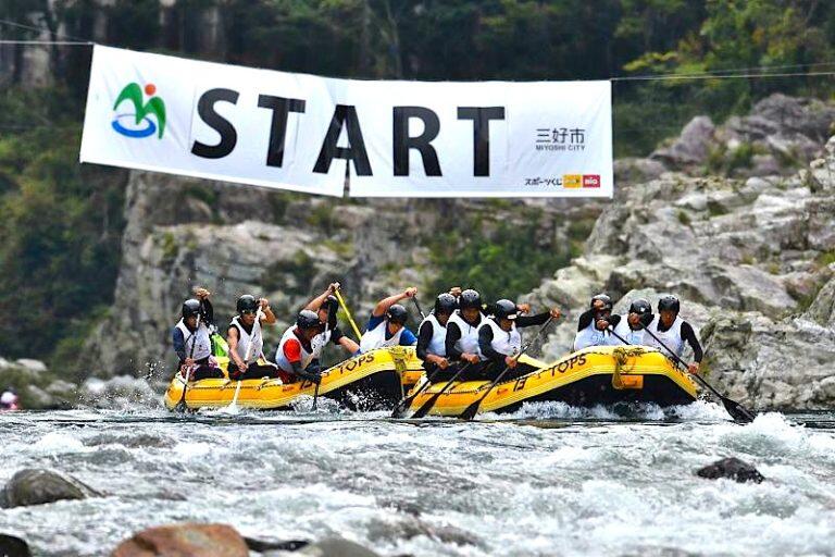 体験施設によっては、半日ラフティングやファミリーツアー、キャニオニングなどもあるので、一緒に行く人や時間の都合に合わせた体験を楽しむこともできます。