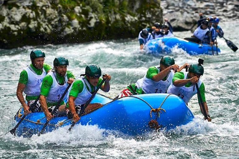 体験施設によっては、半日ラフティングやファミリーツアー、キャニオニングなどもあるので、一緒に行く人や時間の都合に合わせた体験を楽しむこともできます。