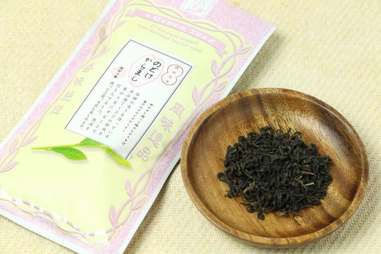 桜葉のような香りが特徴の品種「7132」を使った「のどけからまし」は、釜炒り茶にすることで華やかな香りや優しい旨みを引き立てています。こちらは、熱湯を使用して3〜4煎目まで楽しめますよ。