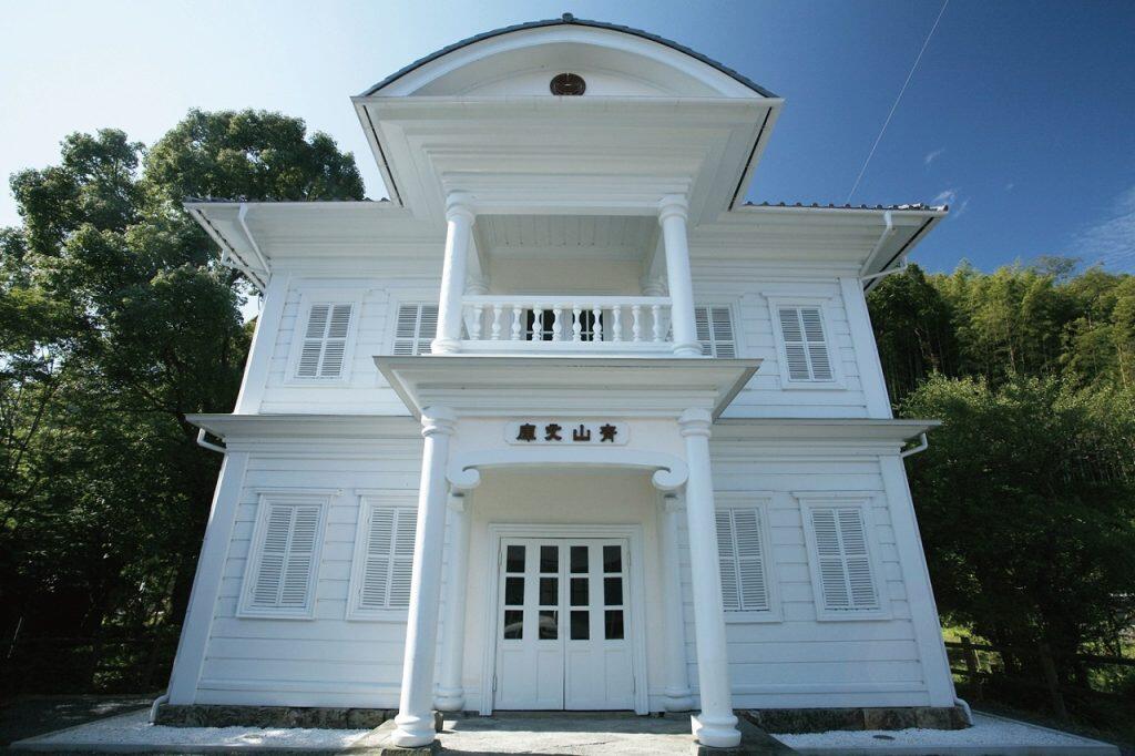 県下最古の木造洋館「佐川文庫庫舎(旧青山文庫)