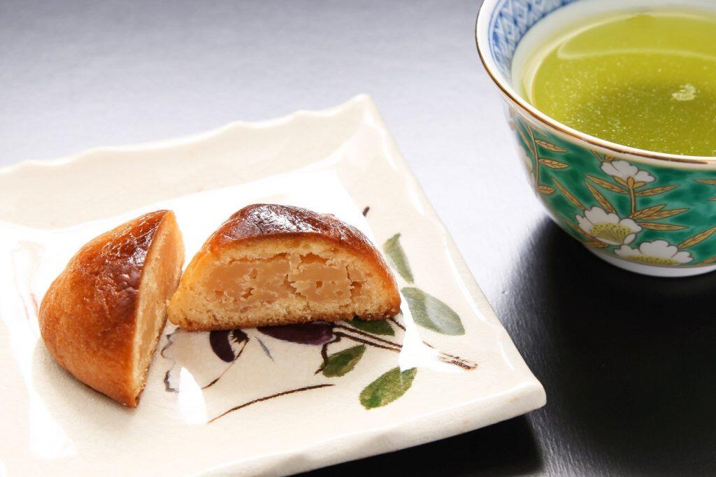 「佐川茶饅頭」や「蔵の薫り」は、「野っぱら工房」のホームページや佐川町の中心部にある「さかわ観光協会」などでも購入できます