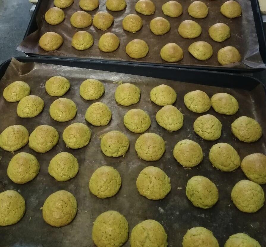 伝統の味を継承したお饅頭は、防腐剤などは一切使用せず、ひとつひとつ手作りで仕上げた素朴な味わいが魅力