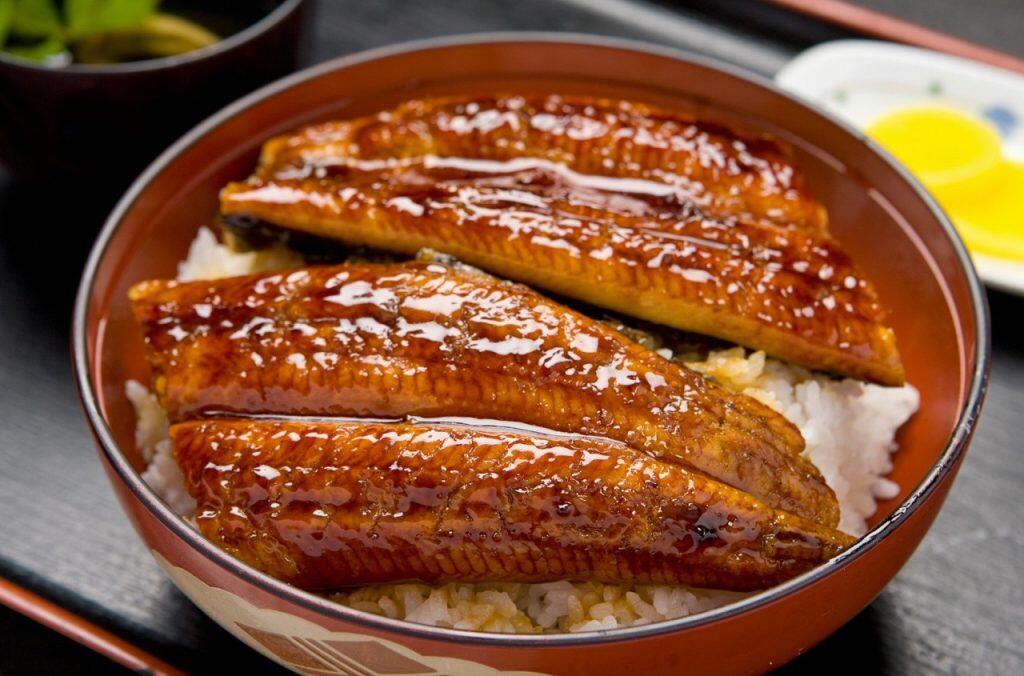 四万十川獲れの稚魚から育て上げた「四万十うなぎ」の極上蒲焼き!