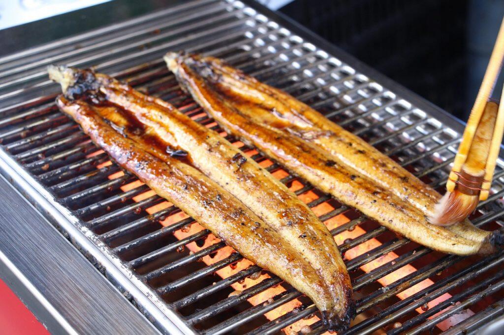 ふっくら、おいしい濃厚な味わいの白焼き