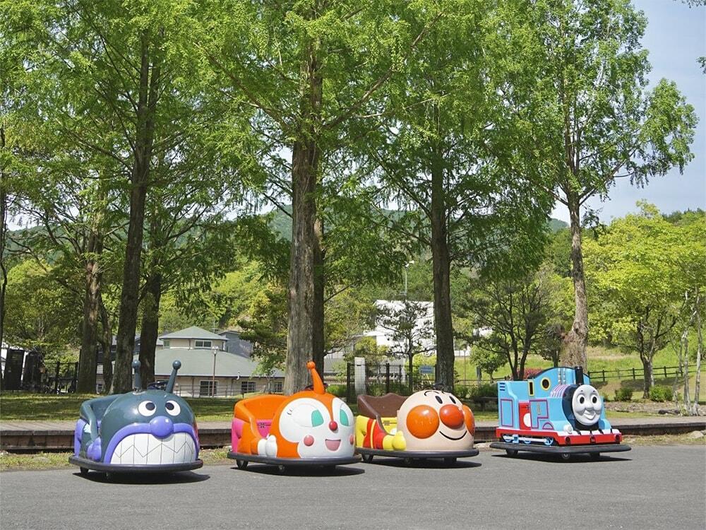 キャラクター仕様のゴーカートの写真