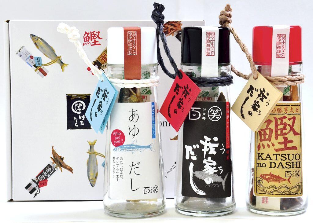 いつもの醤油を入れるだけで、旨み溢れる出汁醤油に変身!