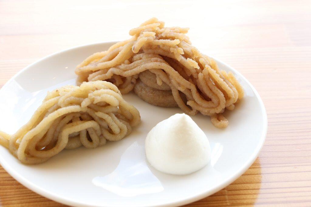 美しい四万十川を眺めながら自慢の紅茶や手作りスイーツ