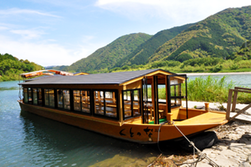 「訪れる皆様が