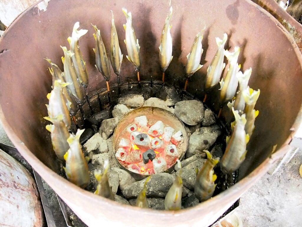 「四万十生産」の焼鮎ゆずポン酢と藁焼きトロ鰹たたきに感涙！