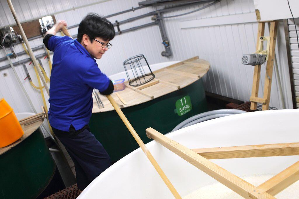 長年の歴史で培われた技術・経験を活かして純米酒や吟醸酒などの特定名称酒の醸造に力を入れ、現在では海外にも販路を有す、高知県が誇る蔵元となりました