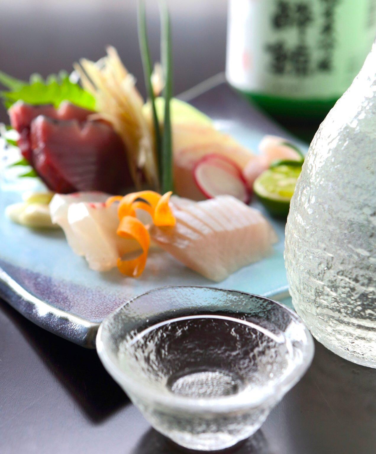 食事にあわせて〝飲み続けられる純米大吟醸″として人気なんですよ。〝幅あるのに後味のキレがある″と称される酔鯨らしい味わいは、どんなに飲んでも飲み飽きません