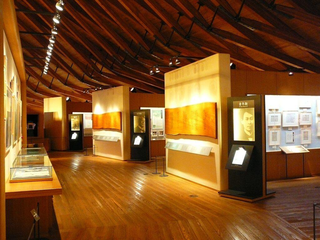 日本の植物分類学を築いた植物学者・牧野富太郎博士