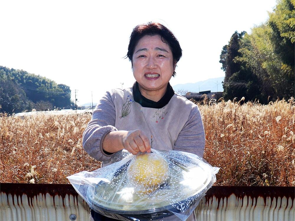 土佐文旦アンバサダーの松田雅子さんの写真