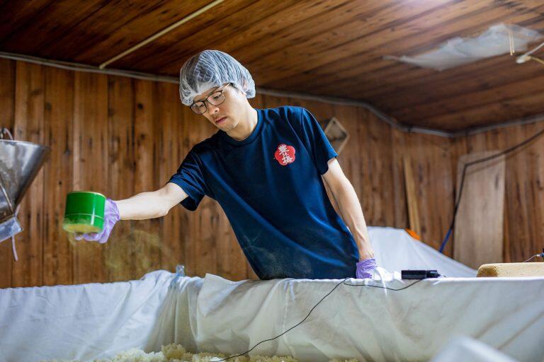 2006年には宇宙を旅した種もみ由来の酒米・吟の夢と国際宇宙ステーションで育った土佐宇宙酵母を使用