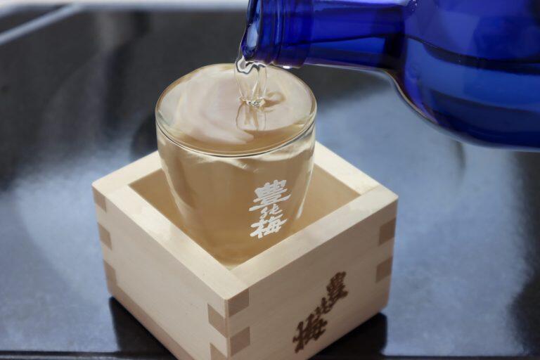 りんごのような華やかな香りと繊細な味わいが特徴