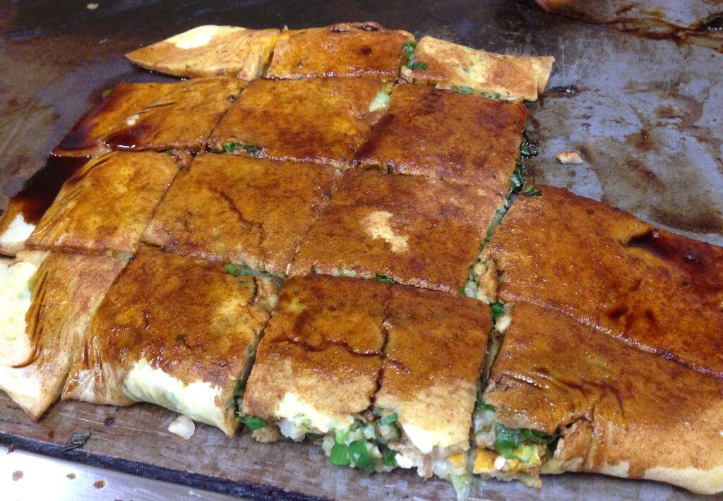 一番人気の辛口ウスターソースはビール好きにはたまらない甘辛さが魅力