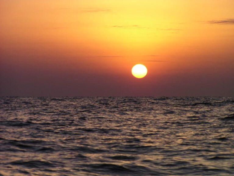 ふだんは見られない海上からの絶景は必見です