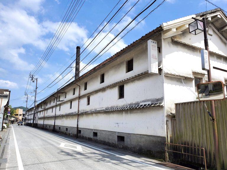 高知県最古の蔵元といわれている慶長8年創業の「司牡丹酒造」