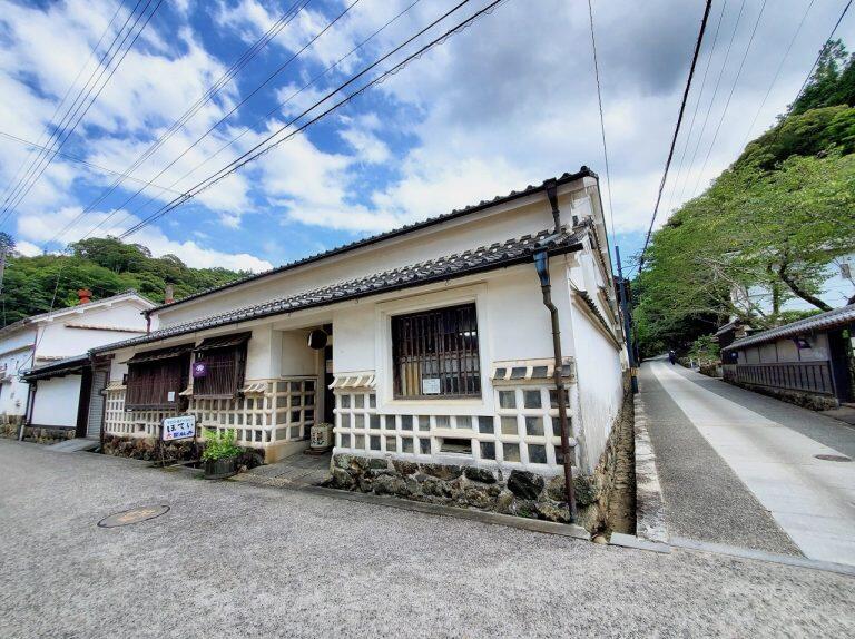 「司牡丹酒造」のお酒を販売しているアンテナショップ「ギャラリーほてい」