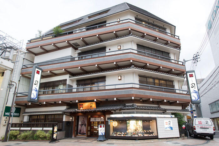 創業100有余年。高知名物や地元食材が味わえる「土佐料理 司」