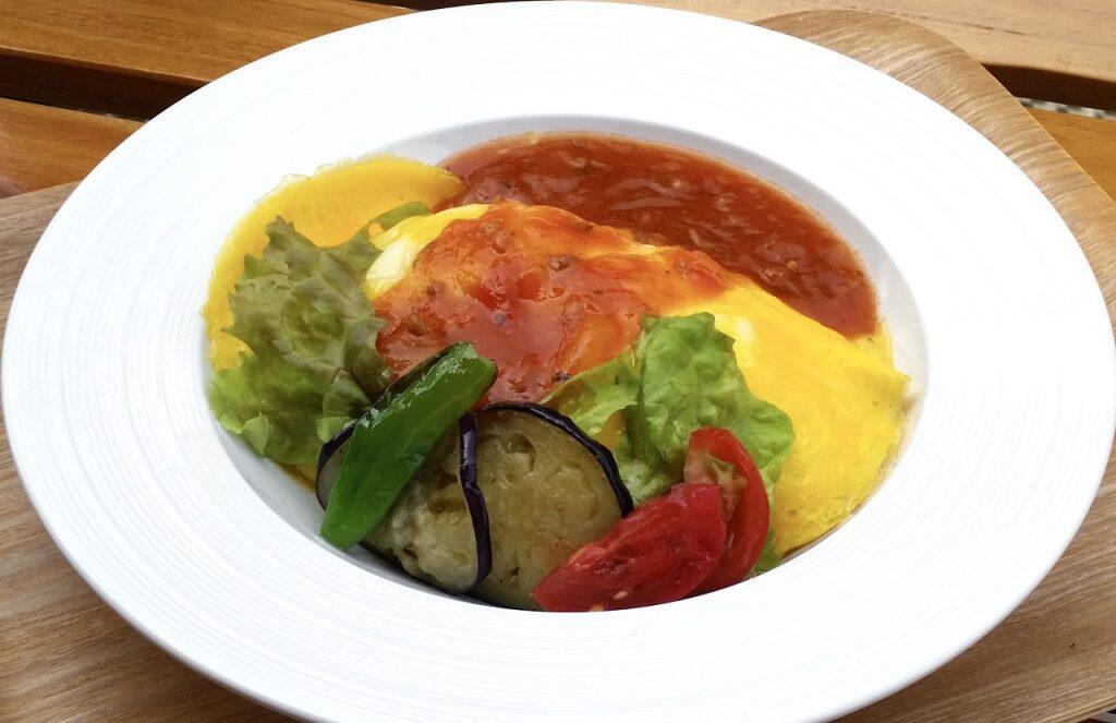 トマトソースやとまとみそを使ったメニュー