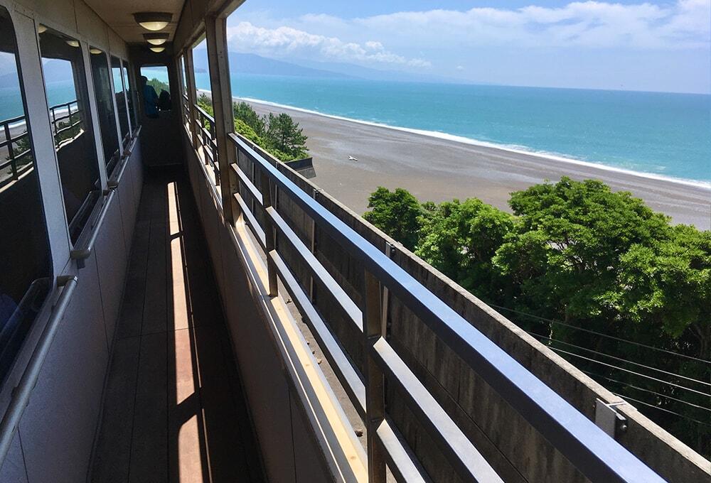 やなせたかし/オープンデッキ車両/しんたろう号/やたろう号