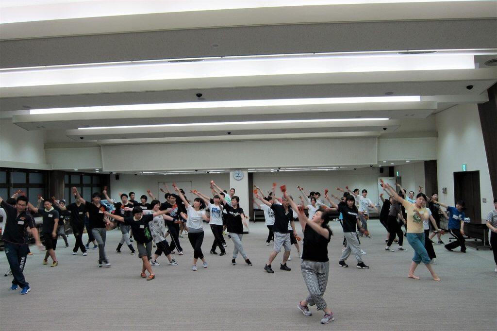 今年で62回目の出場となる「高知銀行」チームは新入行員がメインで幅広い年齢層が参加!